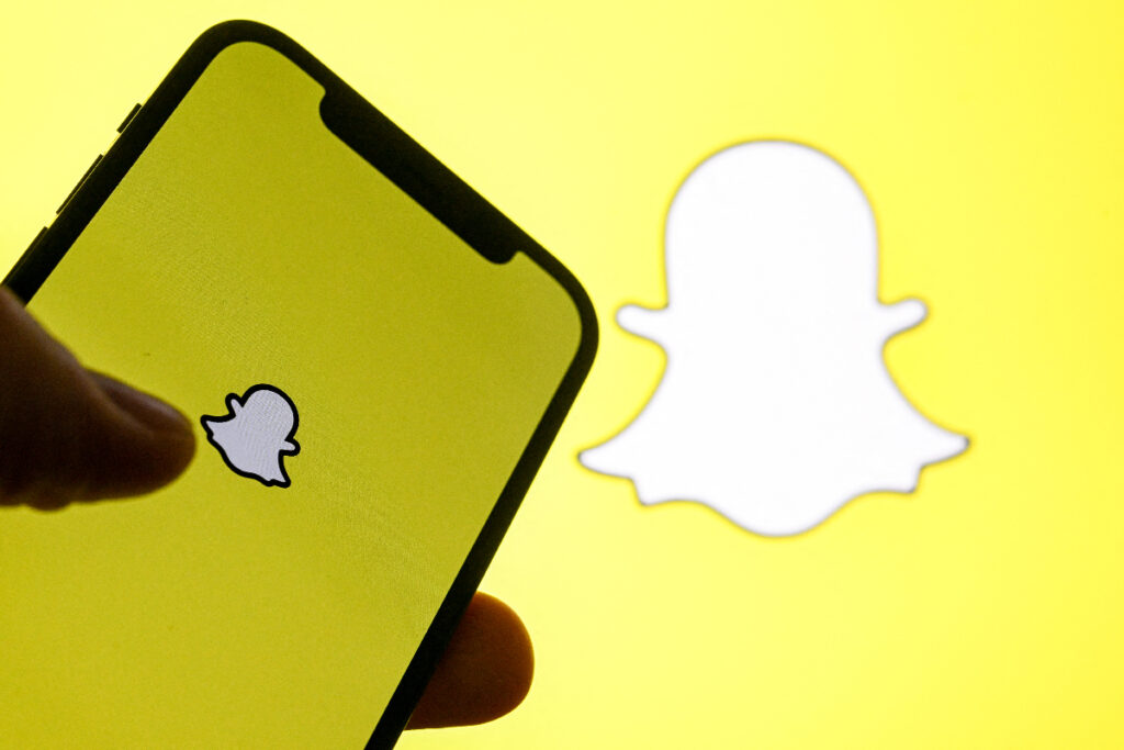 Snap Cuts 1,000 Jobs and AI Is Writing 65% of Its Code
